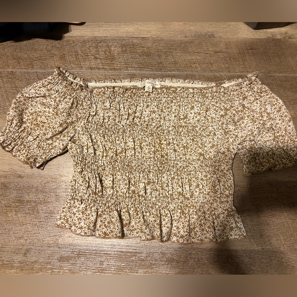 Floral Off the Shoulder Crop top